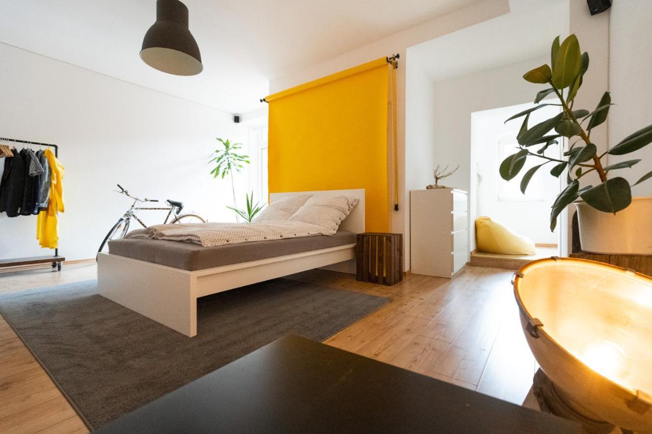 230 M2 Loft Mit Eigenem Wintergarten Mit Tischtennis & Dart, Kostenloser Parkplatz Erfurt Esterno foto