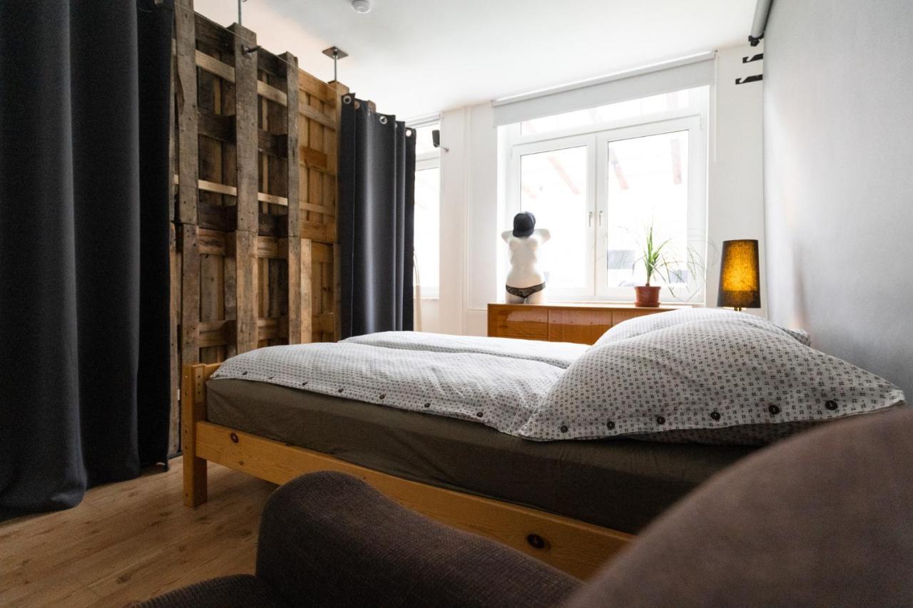 230 M2 Loft Mit Eigenem Wintergarten Mit Tischtennis & Dart, Kostenloser Parkplatz Erfurt Esterno foto