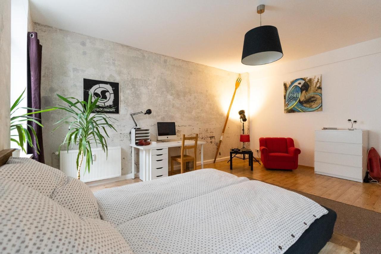 230 M2 Loft Mit Eigenem Wintergarten Mit Tischtennis & Dart, Kostenloser Parkplatz Erfurt Esterno foto