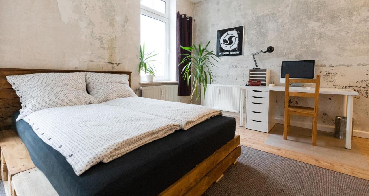 230 M2 Loft Mit Eigenem Wintergarten Mit Tischtennis & Dart, Kostenloser Parkplatz Erfurt Esterno foto